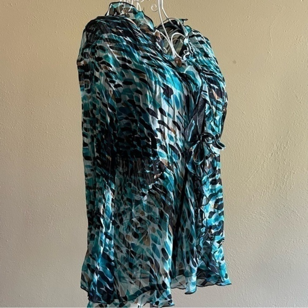 Elementz turquoise, black, white & tan over-blouse, sheer. Size XL. Like new. - Picture 5 of 6